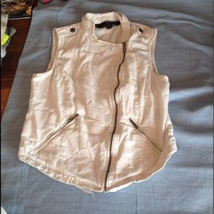 A white formal vest